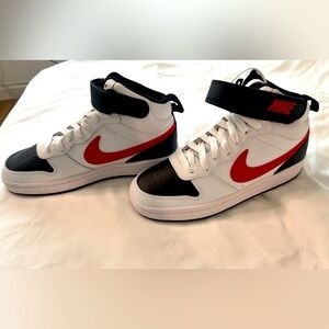 Size 4Y Boys Nike Hi-Tops. NEVER WORN